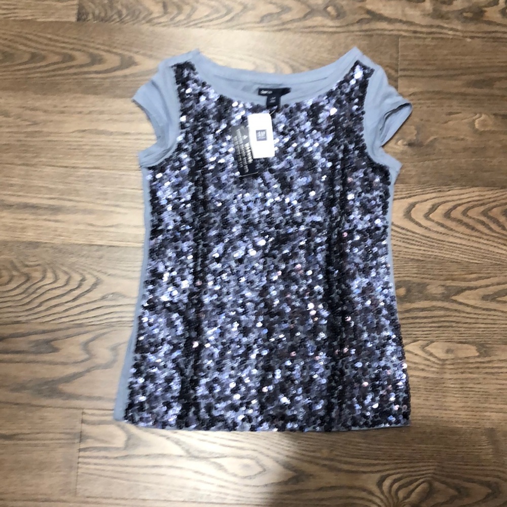 Gap kids sparkly top 2 for $22🔥